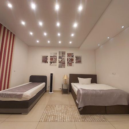 Gemuetliches J&L Apartment Nahe Des Hauptbahnhofes Baden-Baden Buitenkant foto